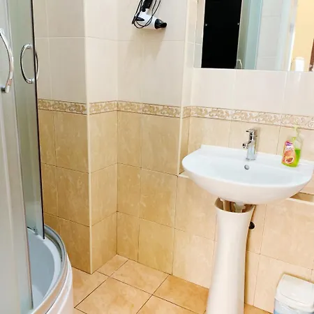 Апартаменти In The Centre